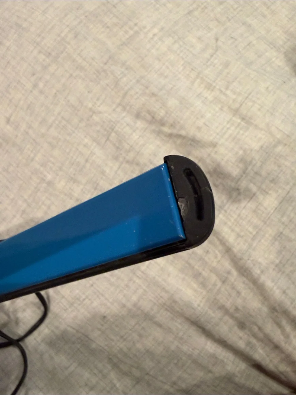Solia Black Hair Straightener with Blue Ceramic Plates